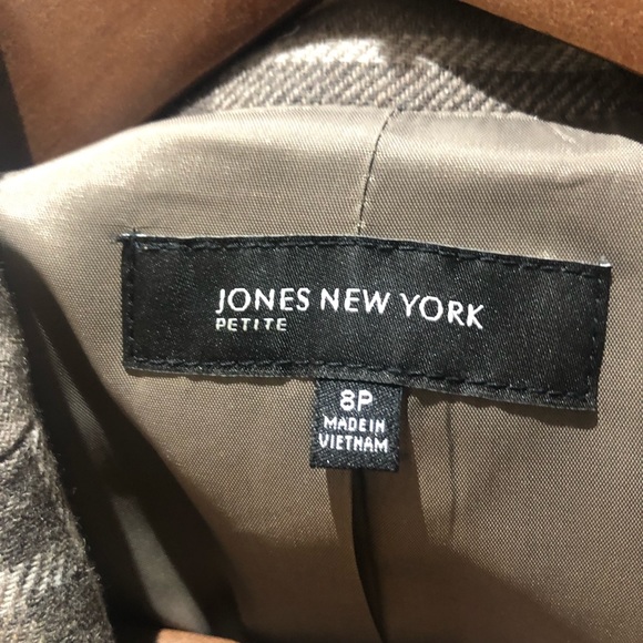 Jones of New York suit - pretty wool and polyester with nice texture - Picture 4 of 4